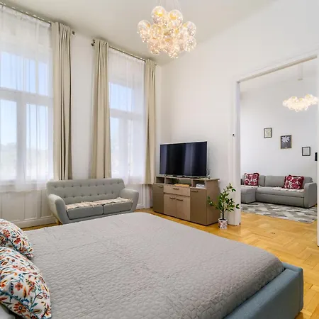 Le Jardin Buda - Near Buda Castle Apartman *