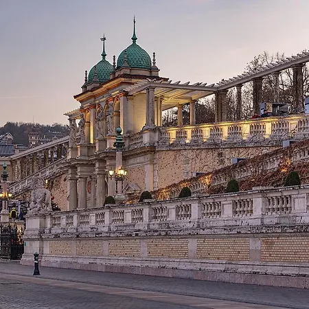 Le Jardin Buda - Near Buda Castle