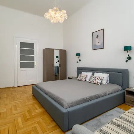 Le Jardin Buda - Near Buda Castle Apartman