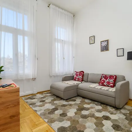Le Jardin Buda - Near Buda Castle Apartman